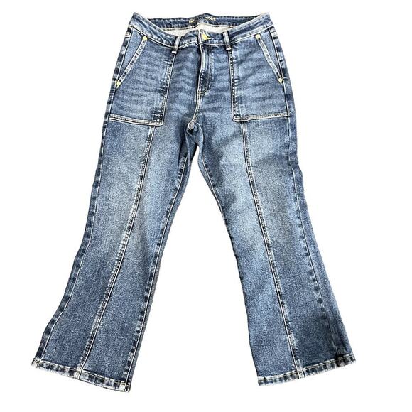 Michael Kors Cropped Flare High Rise Slim Through Hip & Thigh Jeans Size 8 - Picture 5 of 10